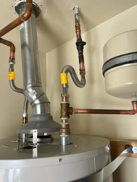 Water heater installation and plumbing repair in Haughs Hideway